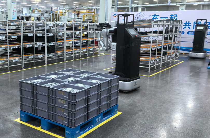 一竞技-静吸双拢打造理想厨居生活 美的极光系列油烟机DK7新品轻净来袭